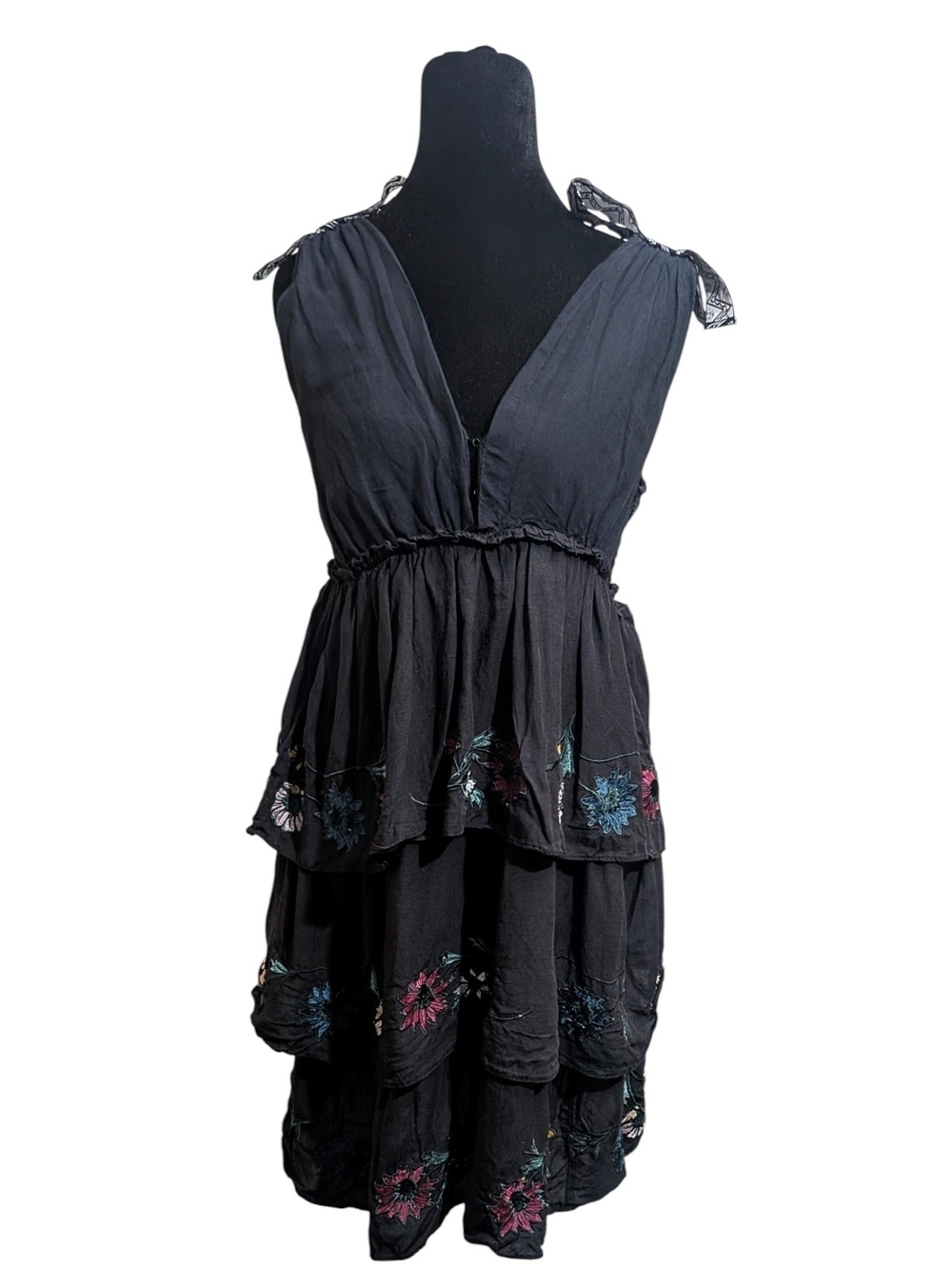 Red Carter Anthropologie Large Embroidered Tiered Mini Dress Black Boho Festival